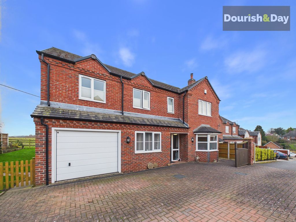 5 bed detached house for saleNewcastle Road, Market Drayton TF9