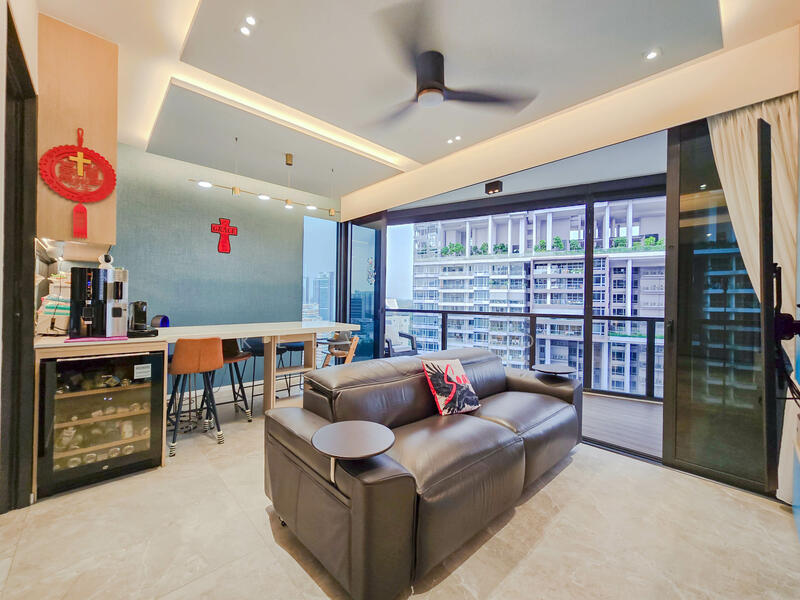 12 Alexandra View