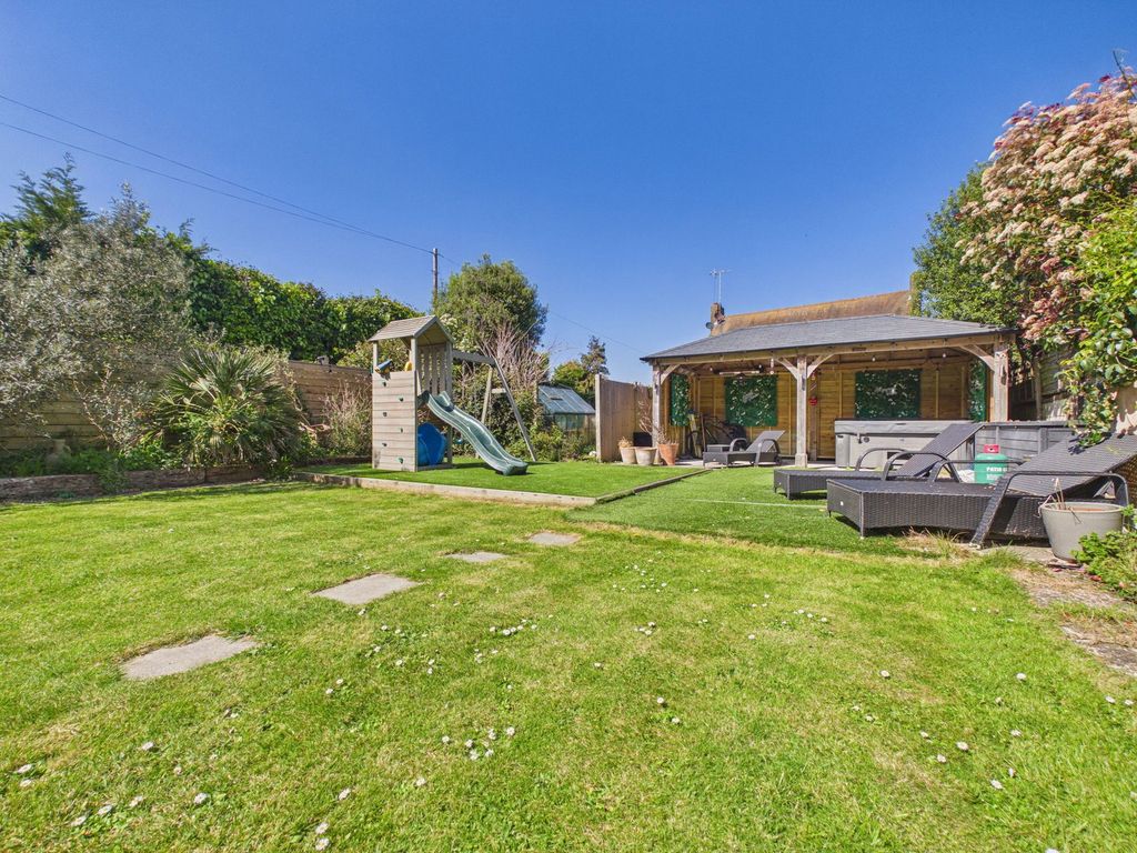 Additional image 20 of 5 bed detached house for saleElm Grove, Lancing BN15