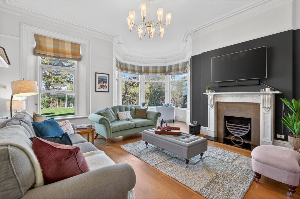 Additional image 2 of 6 bed town house for saleSeafield Road, Lytham Saint Anne’S, Lancashire FY8