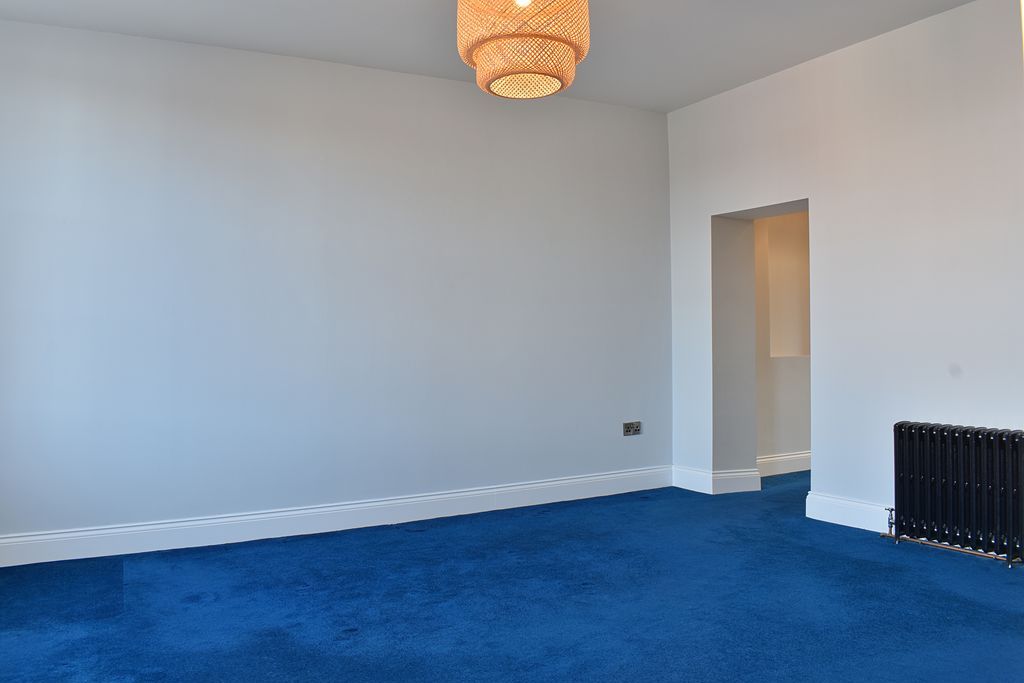 Additional image 4 of 2 bed flat for saleBalderton Gate, Newark NG24