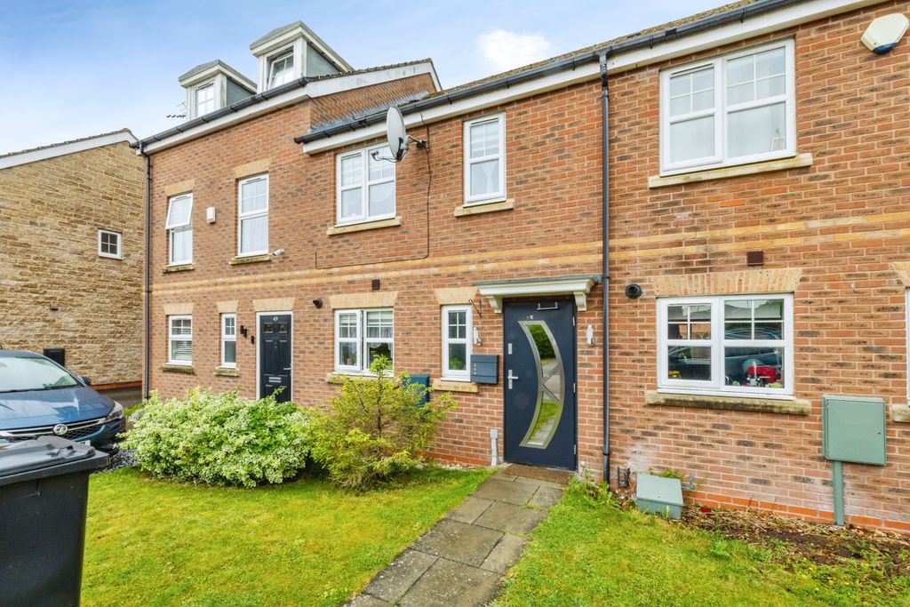 3 bed terraced house for saleAppleby Way, Lincoln LN6
