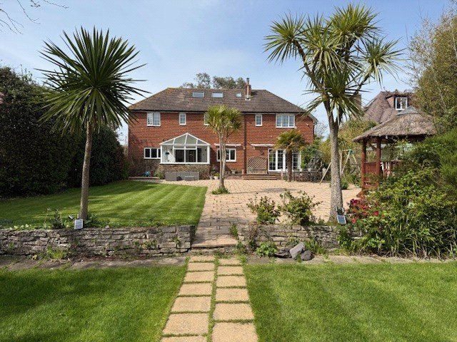 5 bed detached house for saleMilford Road, Lymington, Hampshire SO41