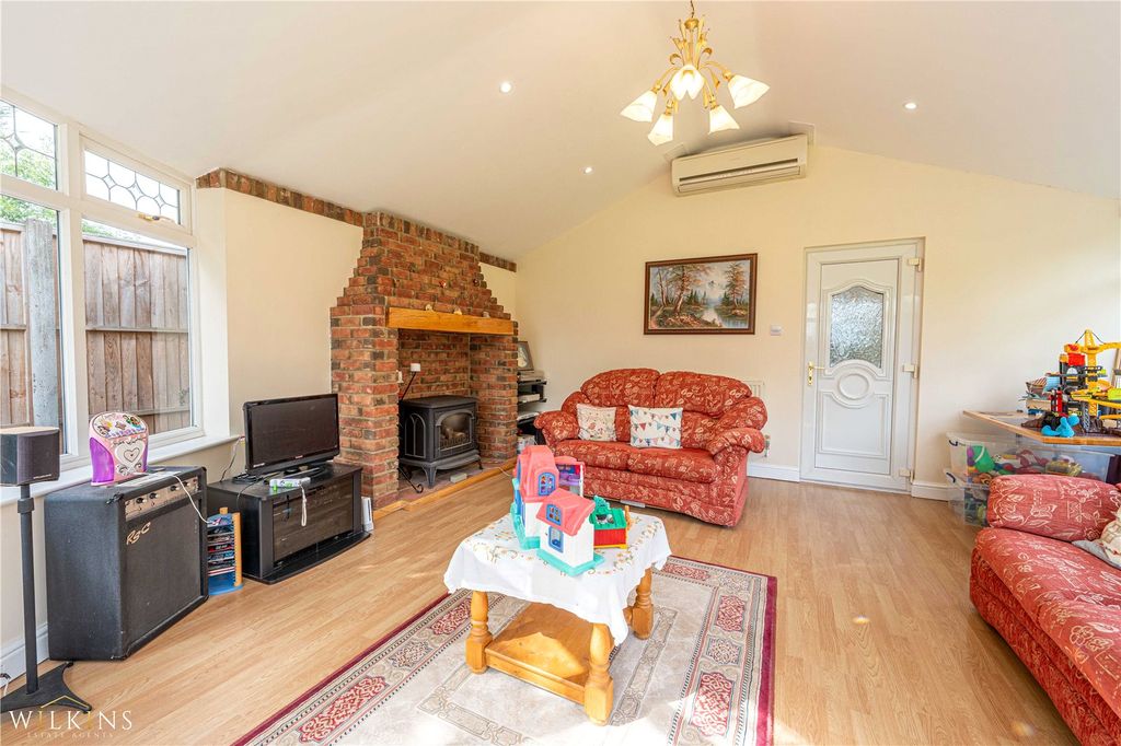 Additional image 17 of 4 bed detached house for saleThe Long Shoot, Nuneaton, Warwickshire CV11