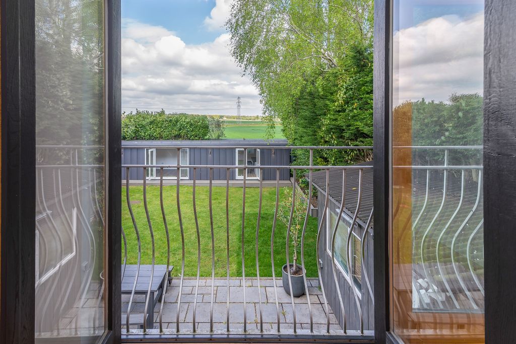 Additional image 13 of 5 bed detached house for saleLangford Road, Maldon CM9