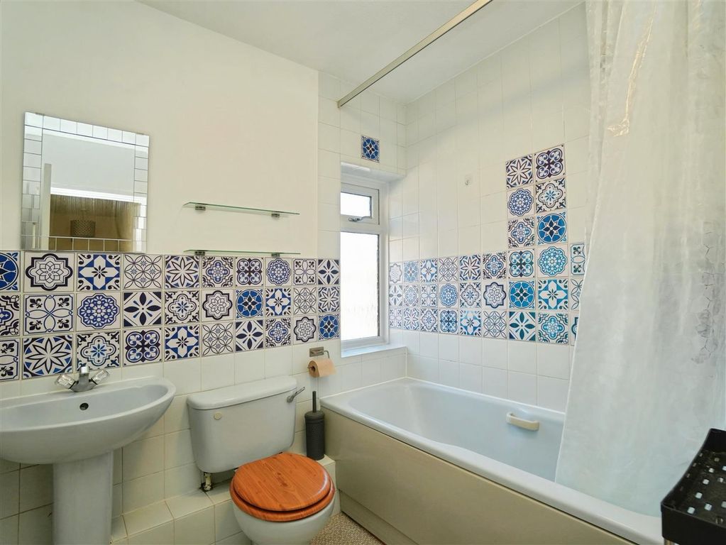 Additional image 4 of 1 bed flat for saleWyre Court, Haxby, York YO32