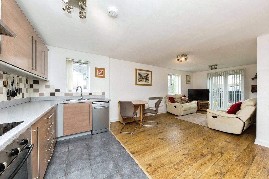 Additional image 11 of 2 bed flat for saleFairfax Court, Barony Road, Nantwich, Cheshire CW5