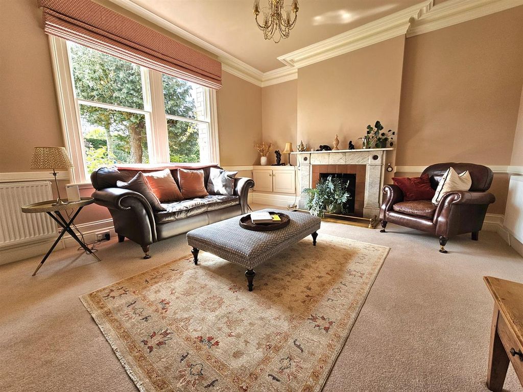 Additional image 2 of 6 bed link detached house for saleStation Lane, Longhope GL17