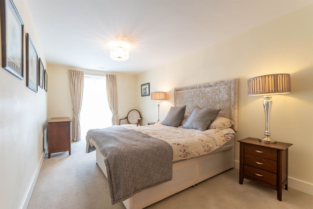 Additional image 4 of 2 bed flat for saleWhite Horse Lane, Maldon CM9