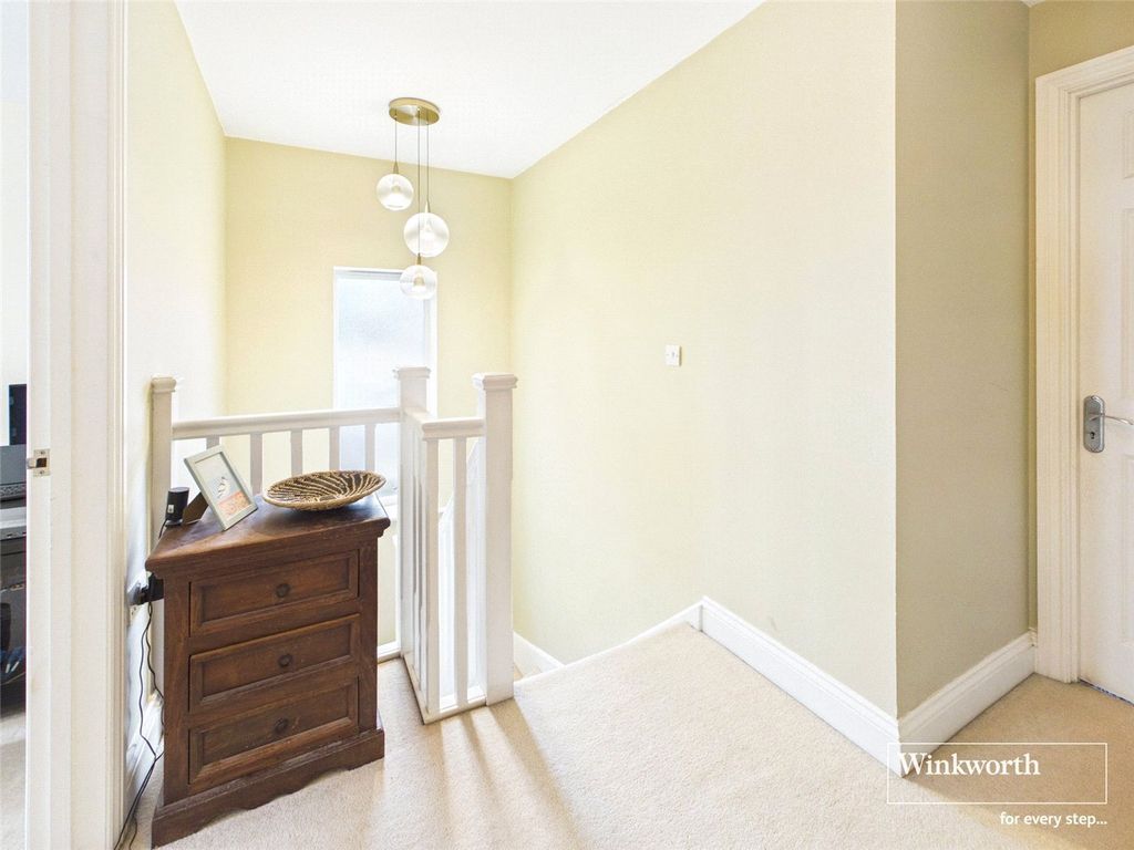 Additional image 16 of 4 bed detached house for saleEssex Street, Newbury, Berkshire RG14