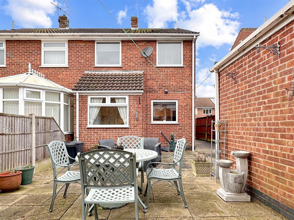 Additional image 15 of 3 bed semi-detached house for saleKingsnorth Close, Newark NG24