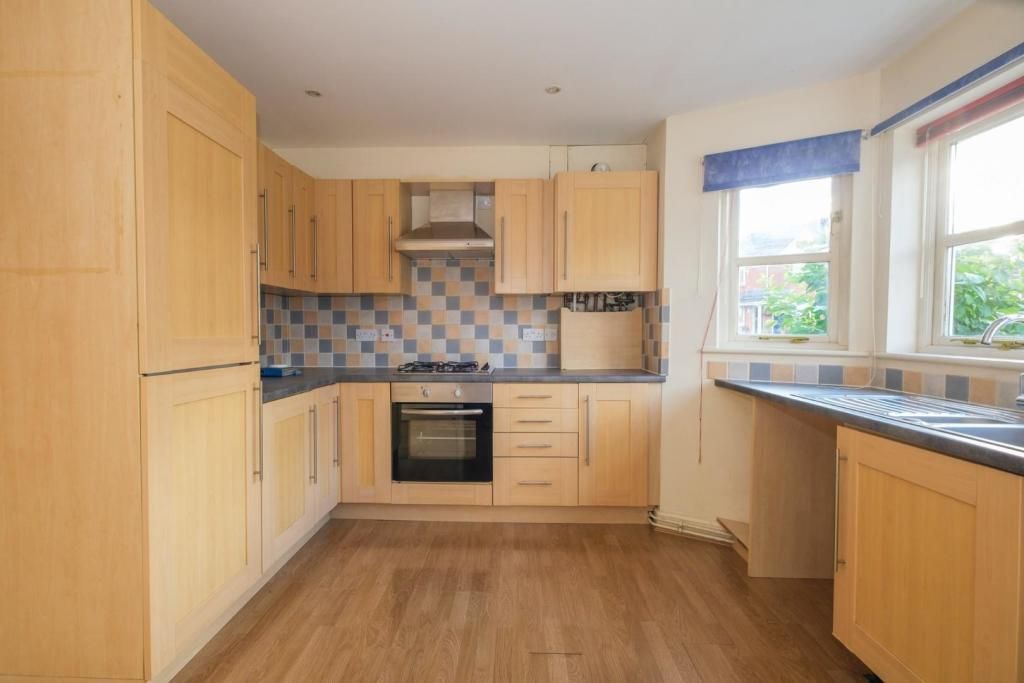 3 bed property for saleTremont Park, Llandrindod Wells LD1 photo 2
