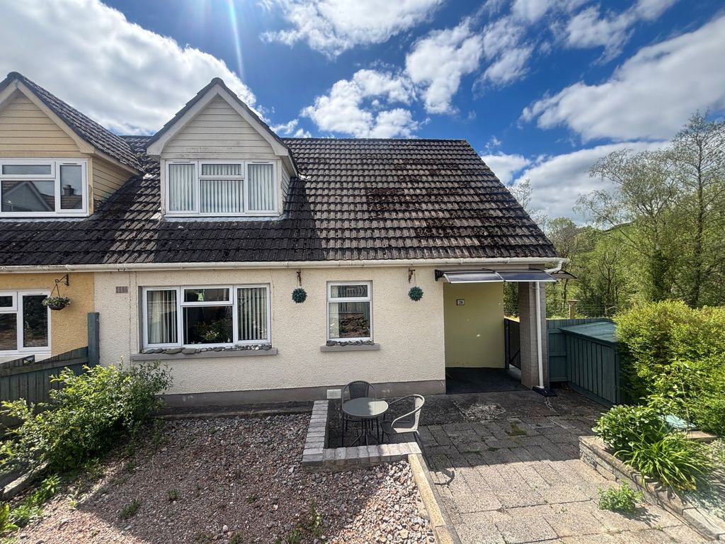 3 bed semi-detached house for saleGlanduar, Llanybydder SA40