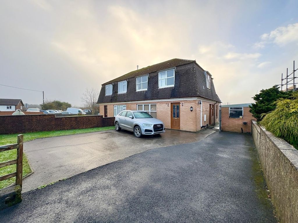 3 bed semi-detached house for saleTrelech SA33