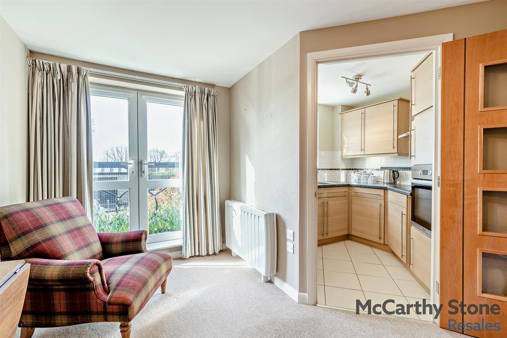 Additional image 21 of 2 bed flat for saleHollis Court, Castle Howard Road, Malton YO17