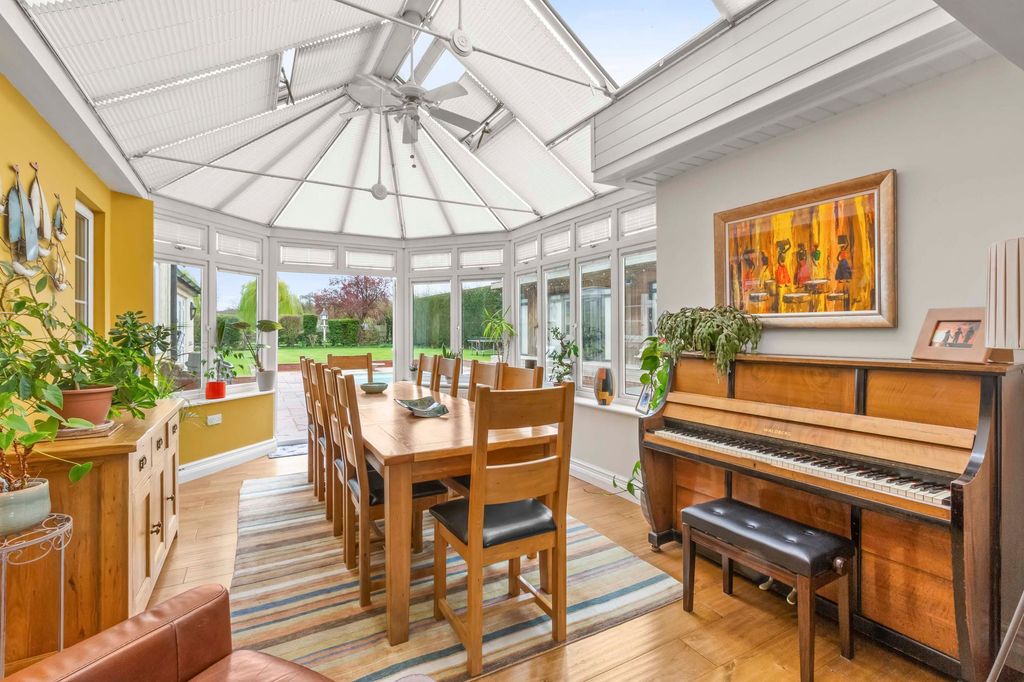 Additional image 4 of 4 bed detached house for saleIlmer, Princes Risborough HP27