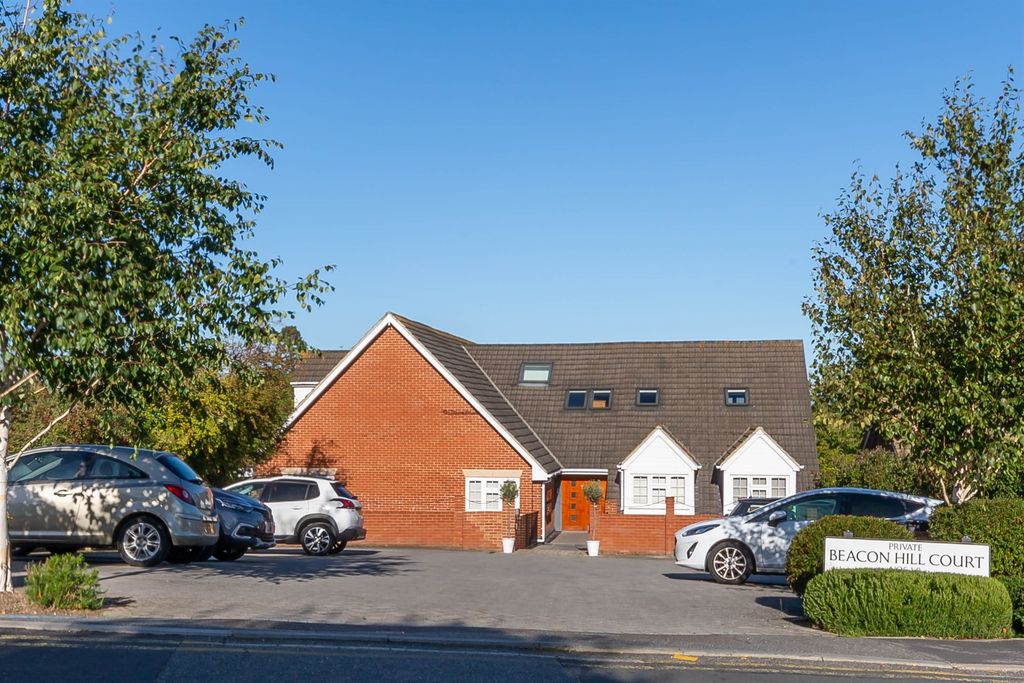 Additional image 6 of 2 bed flat for saleBeacon Hill, Maldon CM9