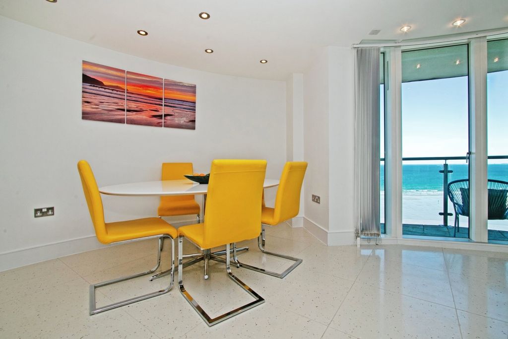 Additional image 4 of 2 bed flat for saleNarrowcliff, Newquay, Cornwall TR7