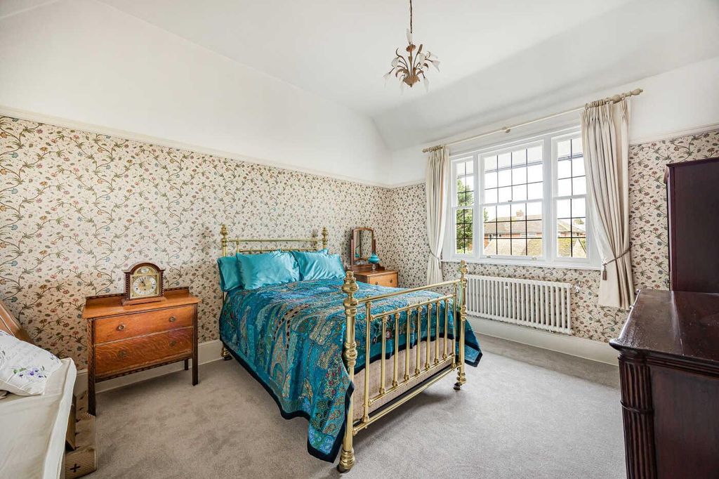 Additional image 18 of 5 bed detached house for saleStation Road, Marlow, Buckinghamshire SL7