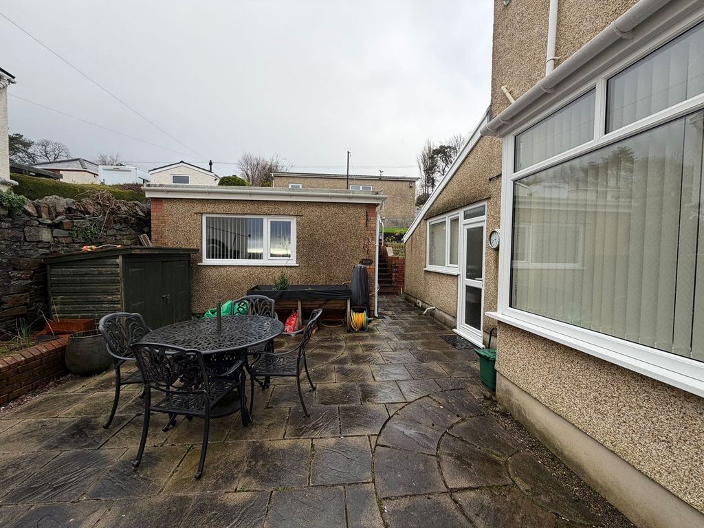 Additional image 21 of 3 bed semi-detached house for saleDaphne Road, Neath, Neath Port Talbot. SA10