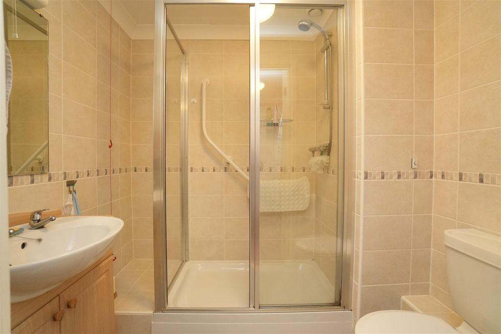 Additional image 6 of 1 bed property for saleBelfry Court, The Village, Wigginton, York YO32