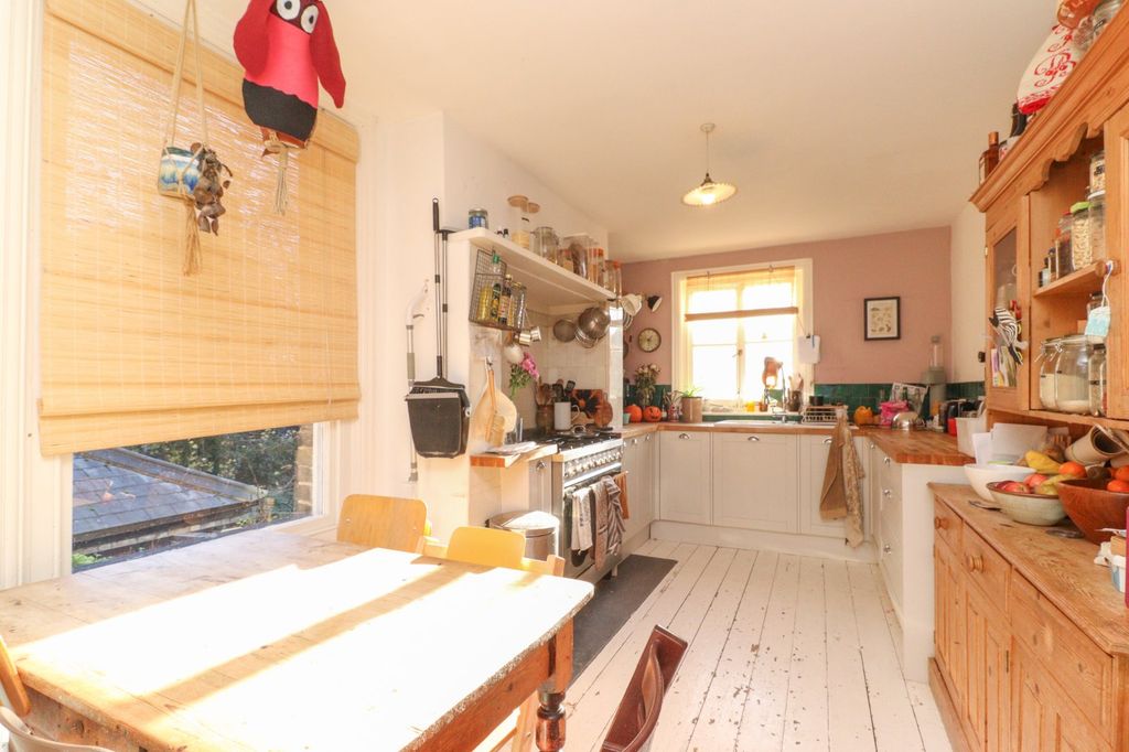 Additional image 3 of 4 bed flat for saleNorthdown Road, Margate, Kent CT9