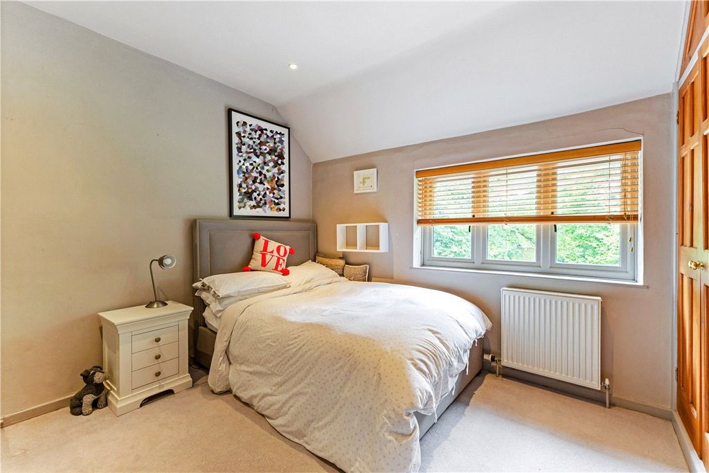 Additional image 16 of 6 bed detached house for saleHyde Lane, Marlborough, Wiltshire SN8