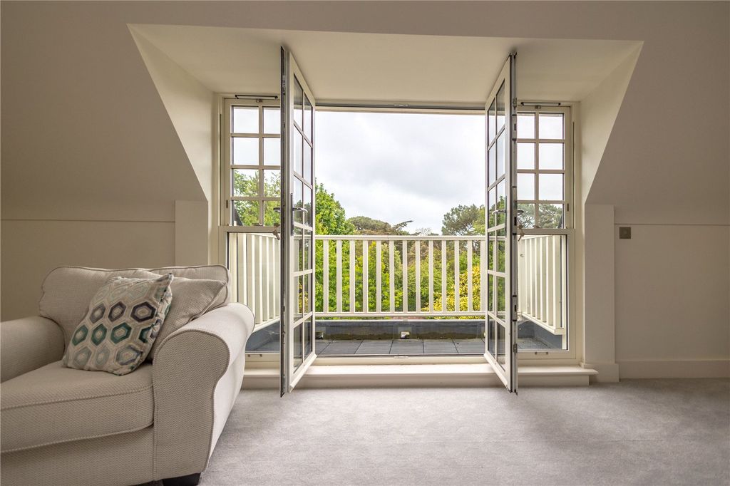 Additional image 27 of 5 bed detached house for saleNairn Road, Poole, Dorset BH13