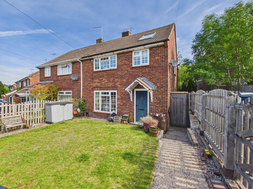 3 bed semi-detached house for saleNorthfield Road, Princes Risborough, Buckinghamshire HP27