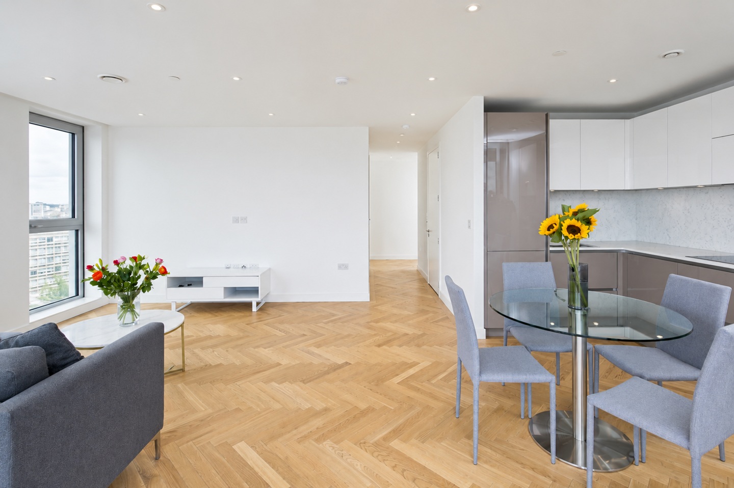 2 Bed Flat, Southwark Bridge Road, SE1, N1 7GU photo 4