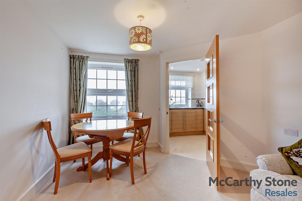 Additional image 4 of 1 bed flat for saleWeighbridge Court, 301 High Street, Chipping Ongar, Essex CM5