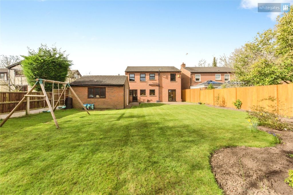 Additional image 2 of 4 bed detached house for saleLondon Road, Stapeley, Nantwich, Cheshire CW5