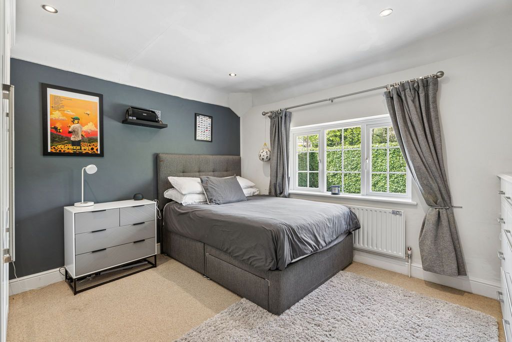 Additional image 18 of 4 bed detached house for saleHenley Road, Marlow SL7