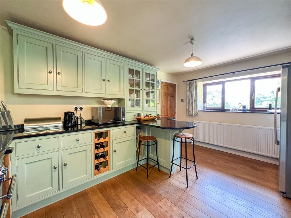 Additional image 5 of 4 bed property for saleAbbey Green Road, Leek ST13
