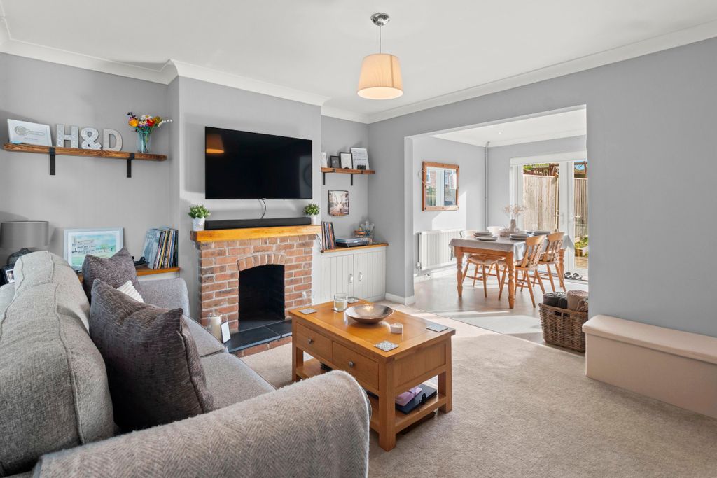 Additional image 2 of 3 bed semi-detached house for saleKings Avenue, Newhaven BN9