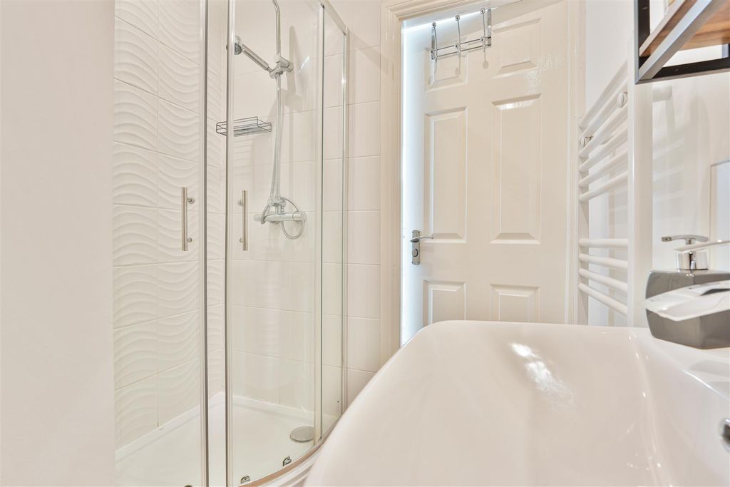 Additional image 23 of 4 bed semi-detached house for saleCleghorn Lea, Lanark ML11