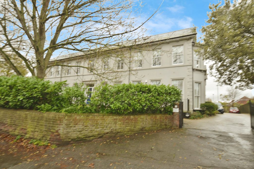 Additional image 10 of 2 bed flat for saleDymchurch Road, New Romney TN28