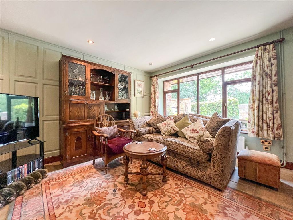 Additional image 12 of 4 bed property for saleAbbey Green Road, Leek ST13
