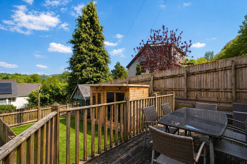 Additional image 29 of 5 bed semi-detached house for saleLlantwit Road, Treforest, Pontypridd CF37