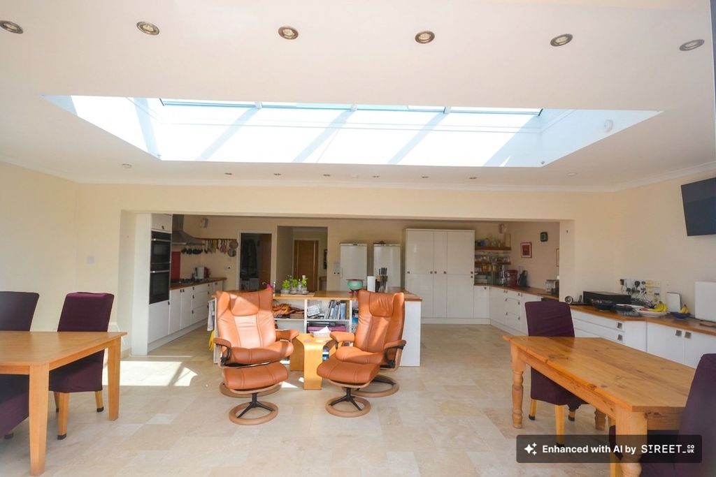 Additional image 7 of 4 bed detached house for saleCoast Road, Littlestone TN28