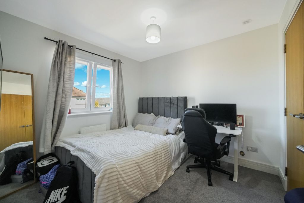 Additional image 11 of 3 bed terraced house for saleBurnbrae Road, Midlothian, Bonnyrigg EH19