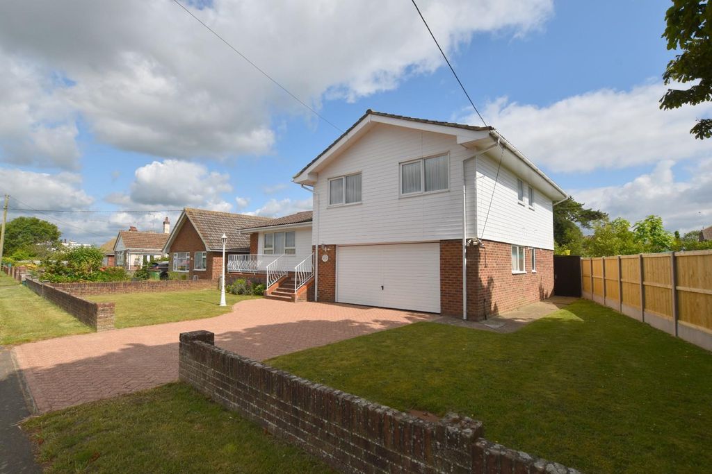 Additional image 28 of 4 bed detached house for saleQueens Road, Littlestone TN28