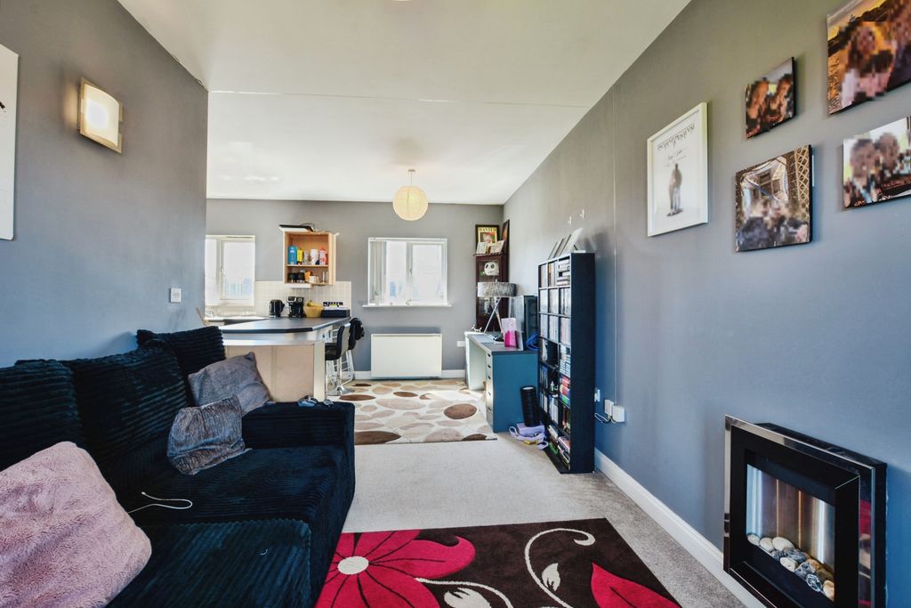 Additional image 8 of 2 bed flat for saleMulberry Way, Skegness PE25