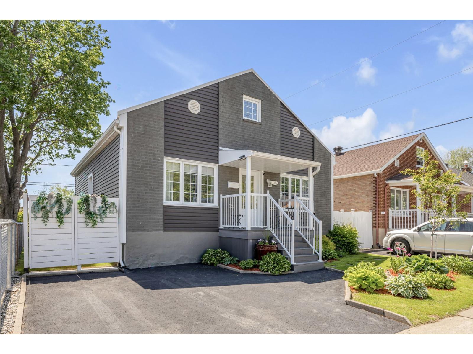1305 Av. Villebon