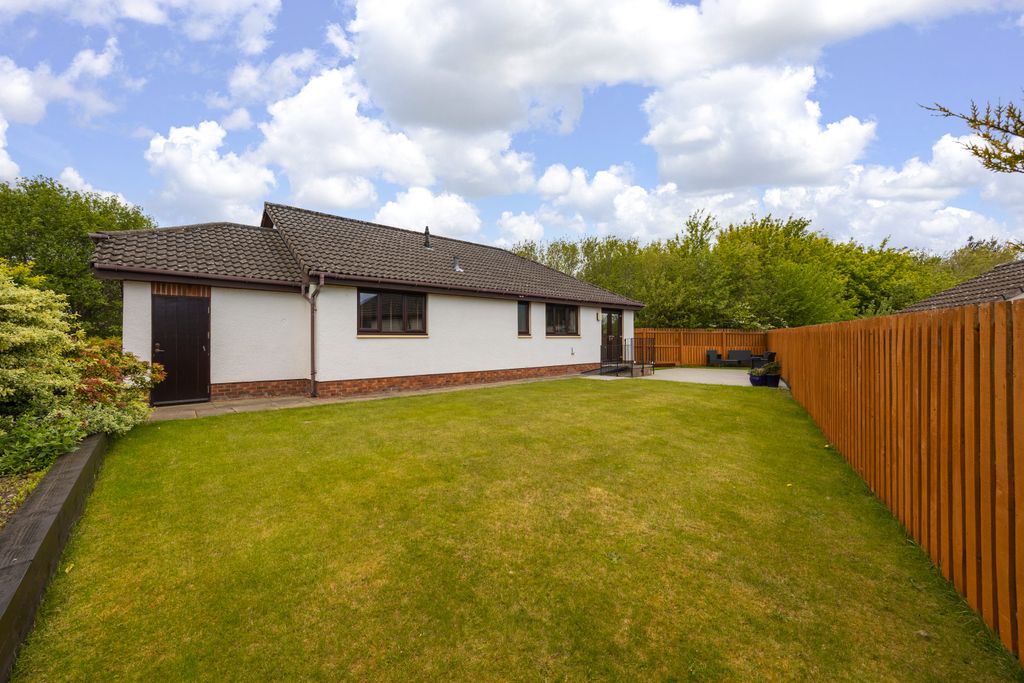 Additional image 4 of 3 bed detached bungalow for sale20 Rose Avenue, Bonnyrigg EH19