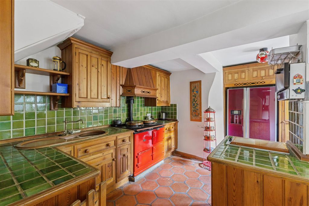 Additional image 5 of 4 bed terraced house for saleKnockhundred Row, Midhurst GU29