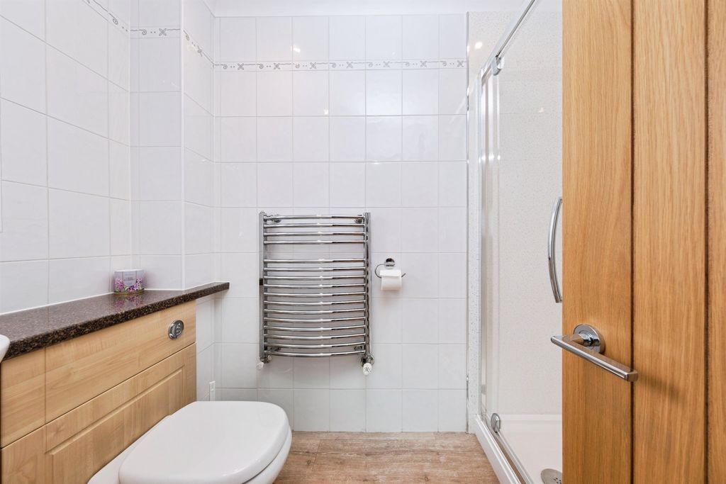 Additional image 14 of 4 bed detached house for saleTabard Gardens, Newport Pagnell MK16