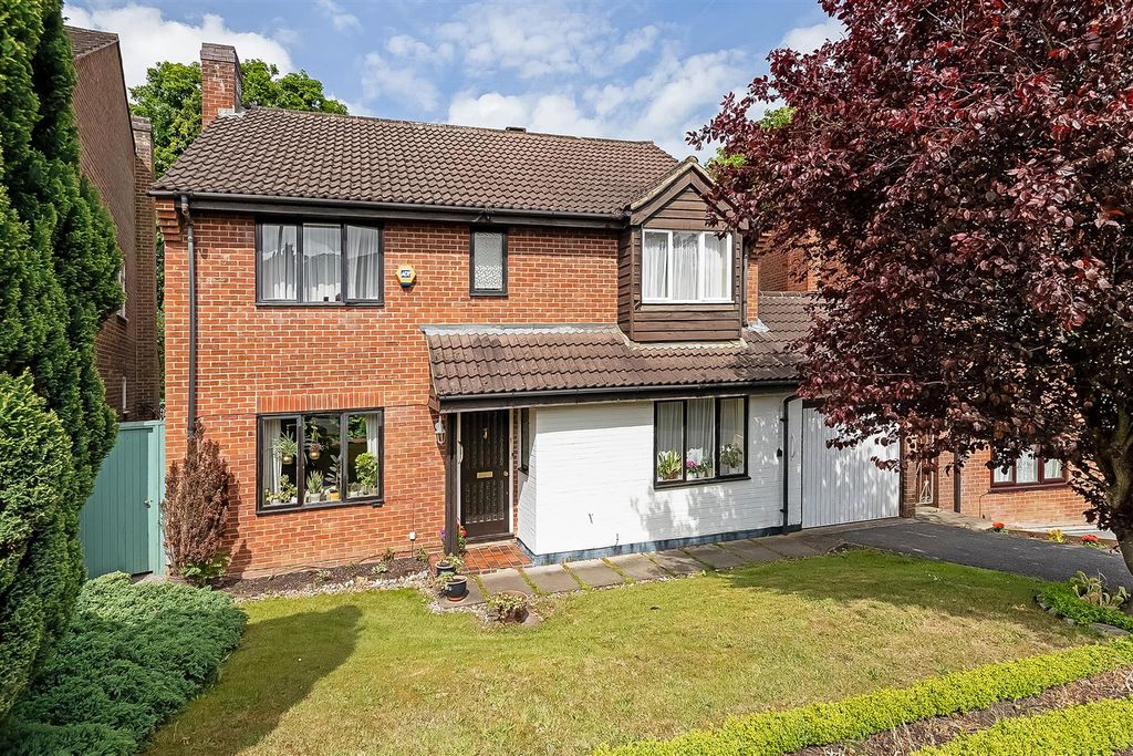 4 bed property for saleBeaumont Road, Purley CR8