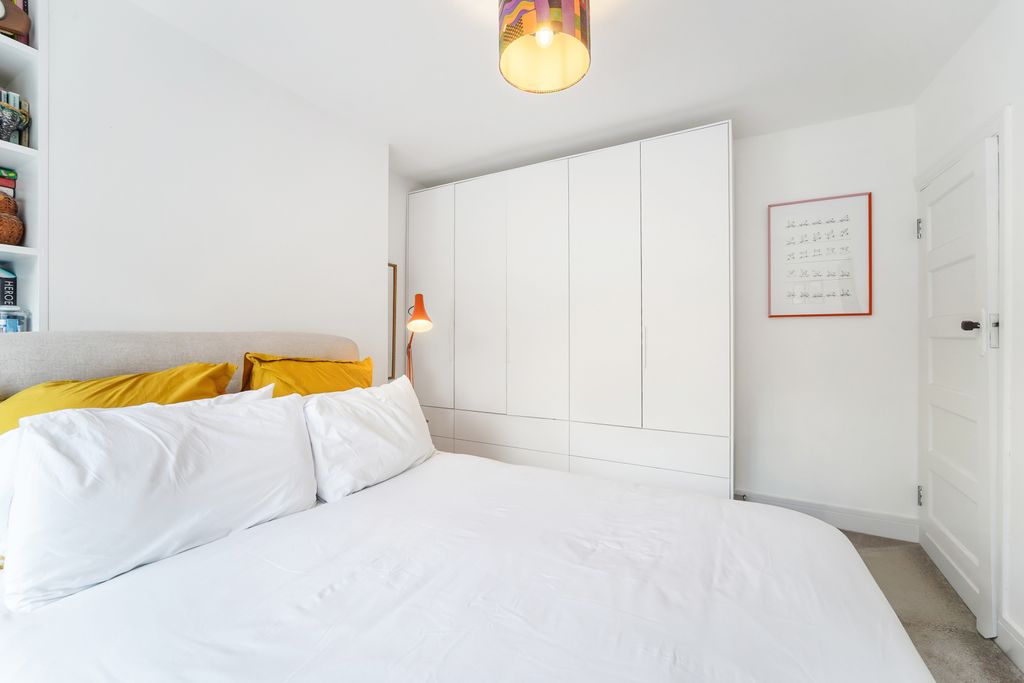 Additional image 10 of 2 bed maisonette for salePark View, Wandle Road, Morden SM4