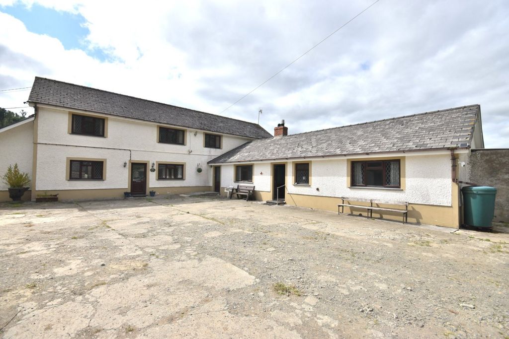 Farm for saleBangor Teifi SA44